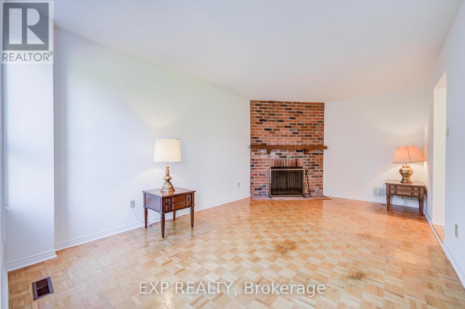 47 Longsword Drive Property Photo 26