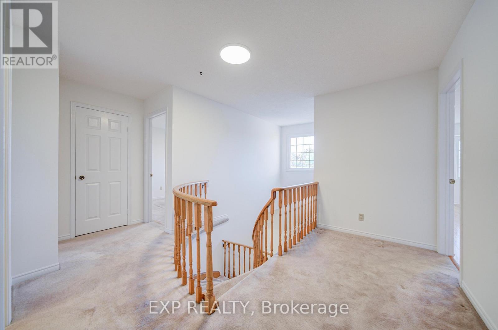 47 Longsword Drive Property Photo 28
