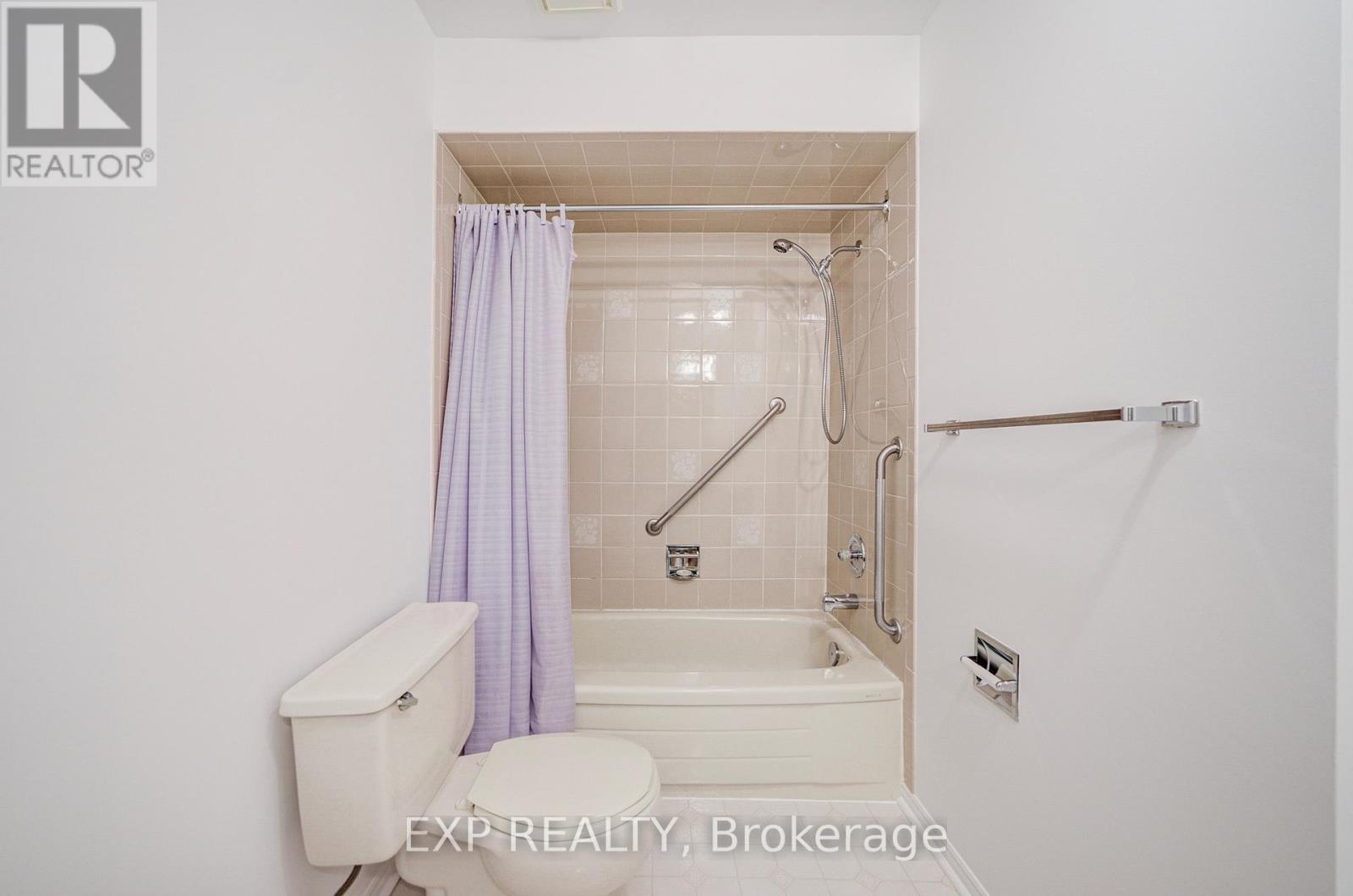 47 Longsword Drive Property Photo 34