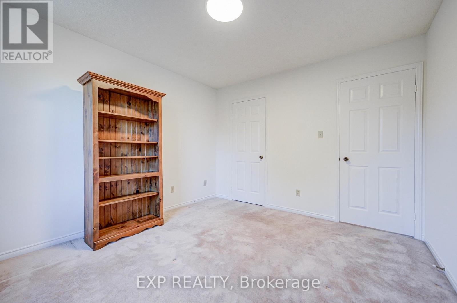 47 Longsword Drive Property Photo 42