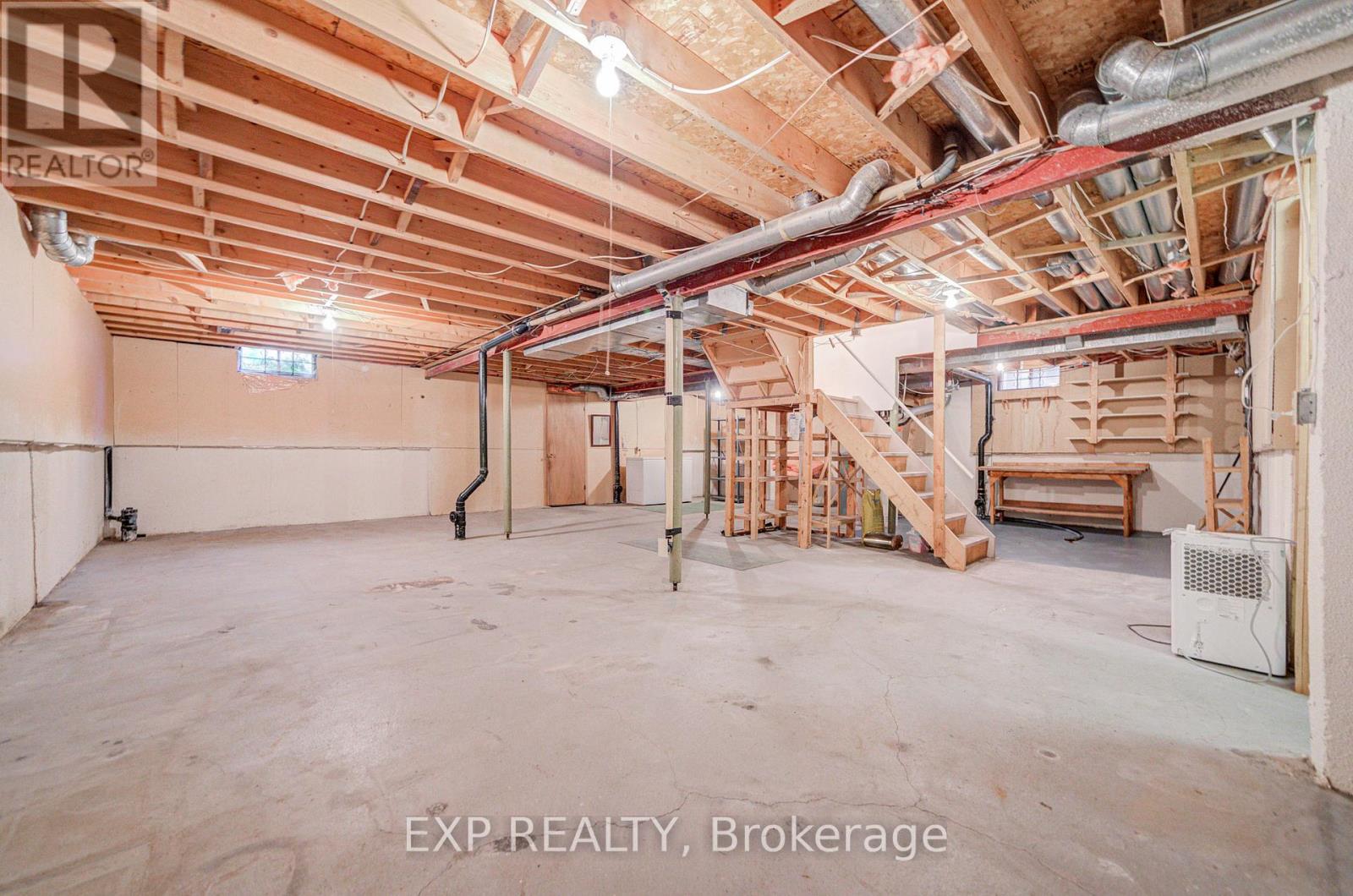 47 Longsword Drive Property Photo 44