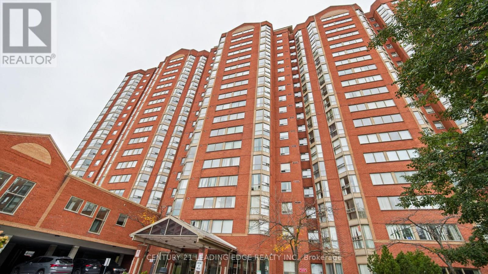 417 - 2460 EGLINTON AVENUE E Property Photo 1