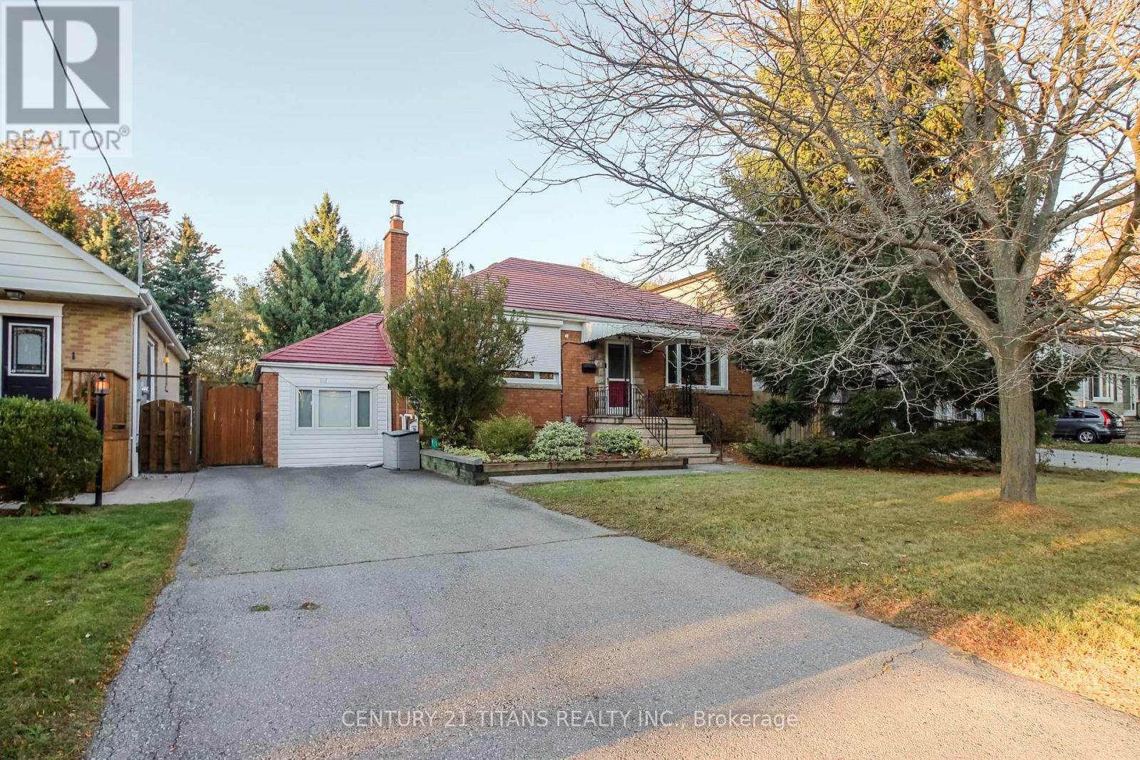 172 Phyllis Avenue Property Photo 2