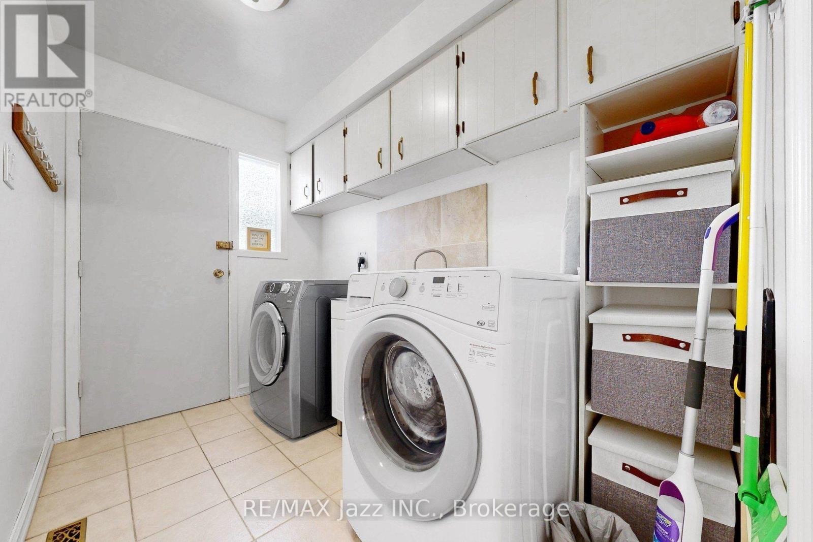 10 Trinity Crescent Property Photo 23