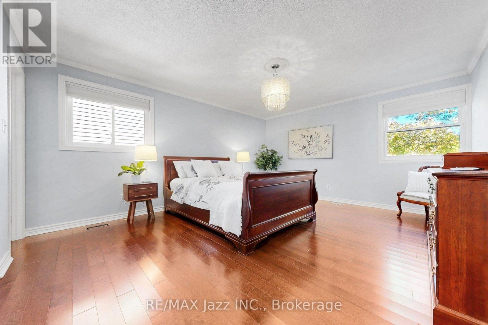 10 Trinity Crescent Property Photo 26