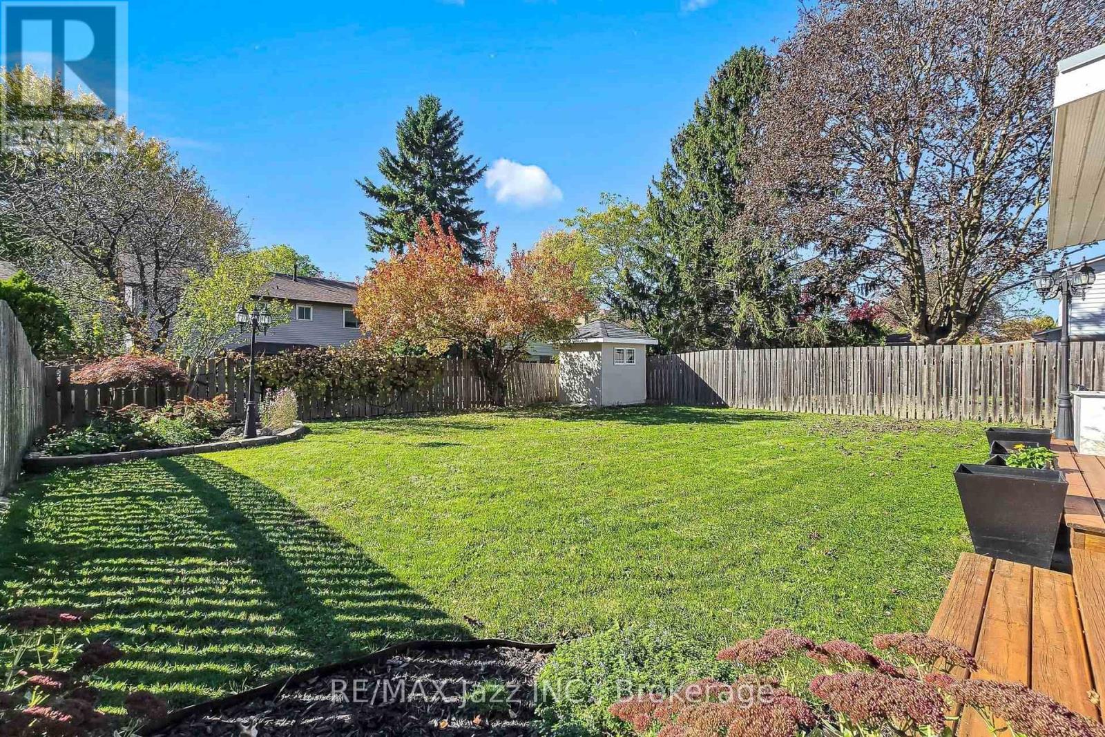 10 Trinity Crescent Property Photo 48