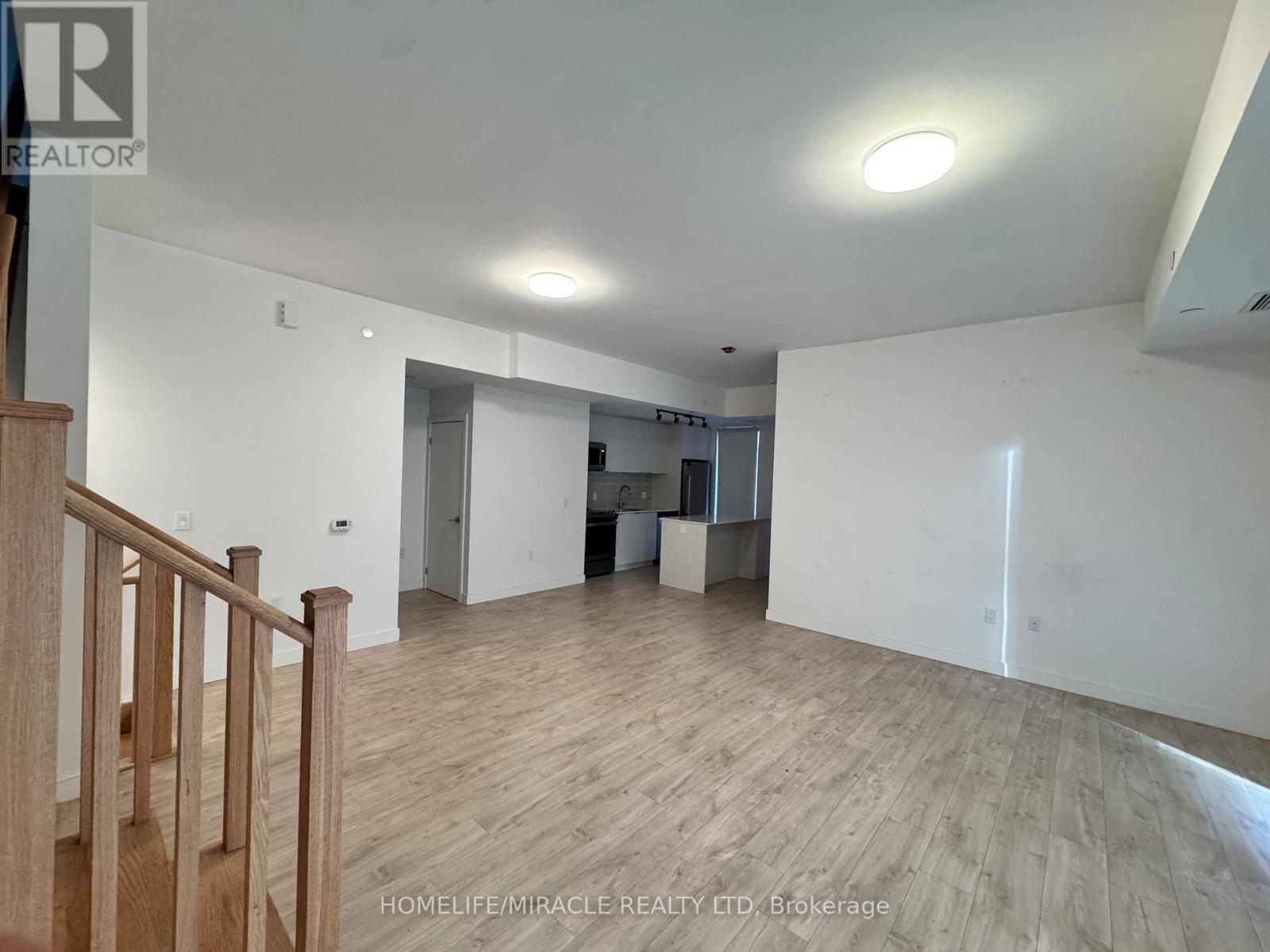 4 - 176 Clonmore Drive Property Photo 11