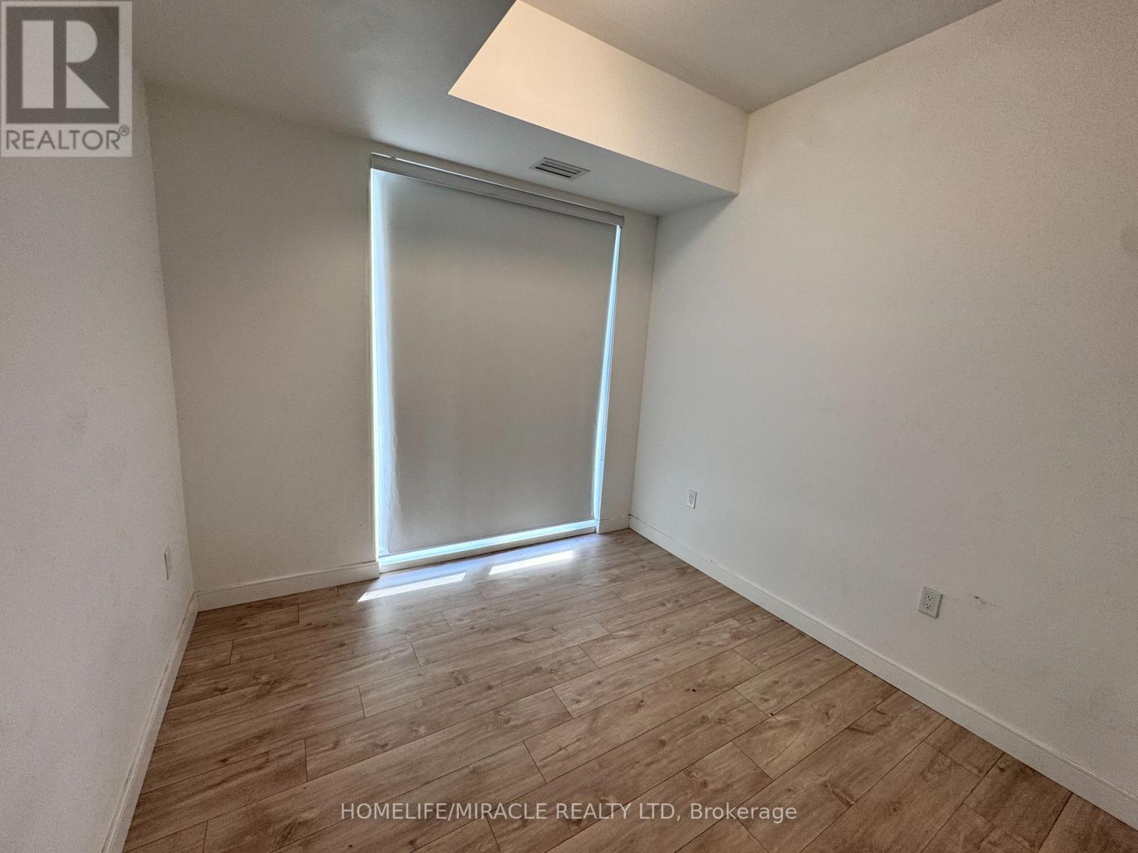4 - 176 Clonmore Drive Property Photo 16