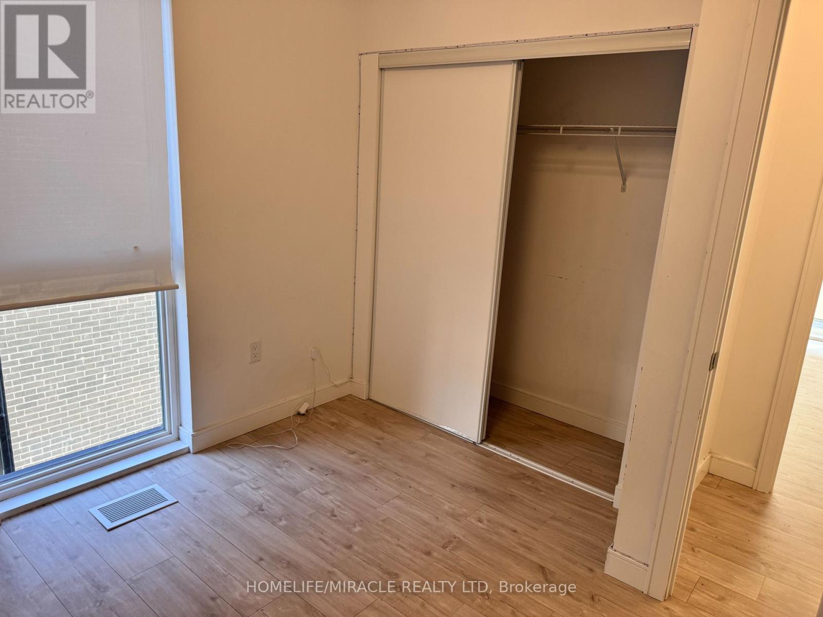 4 - 176 Clonmore Drive Property Photo 25