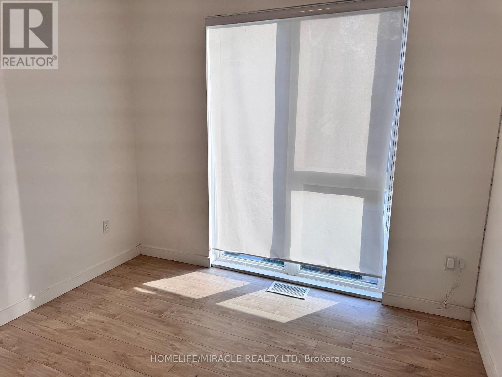 4 - 176 Clonmore Drive Property Photo 29