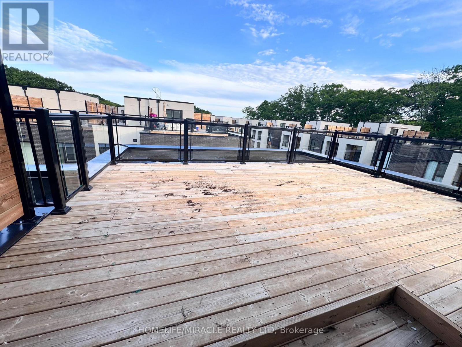 4 - 176 Clonmore Drive Property Photo 35