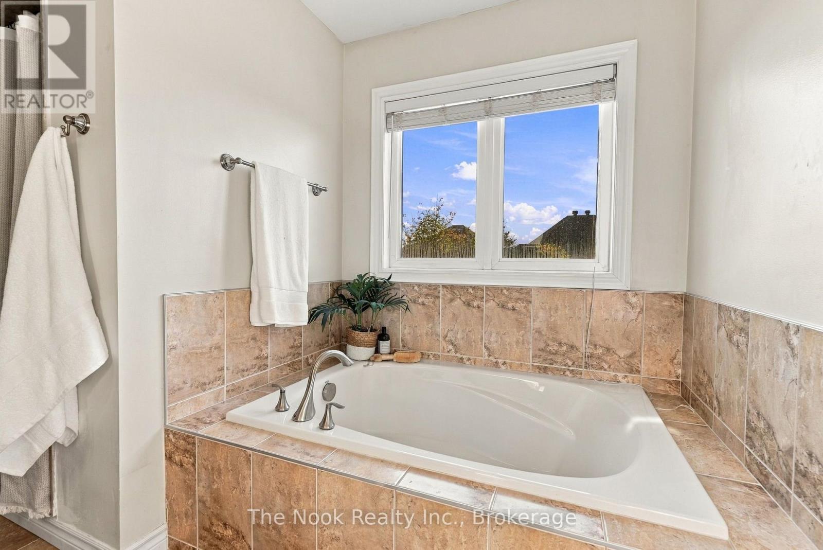 39 Serene Court Property Photo 21