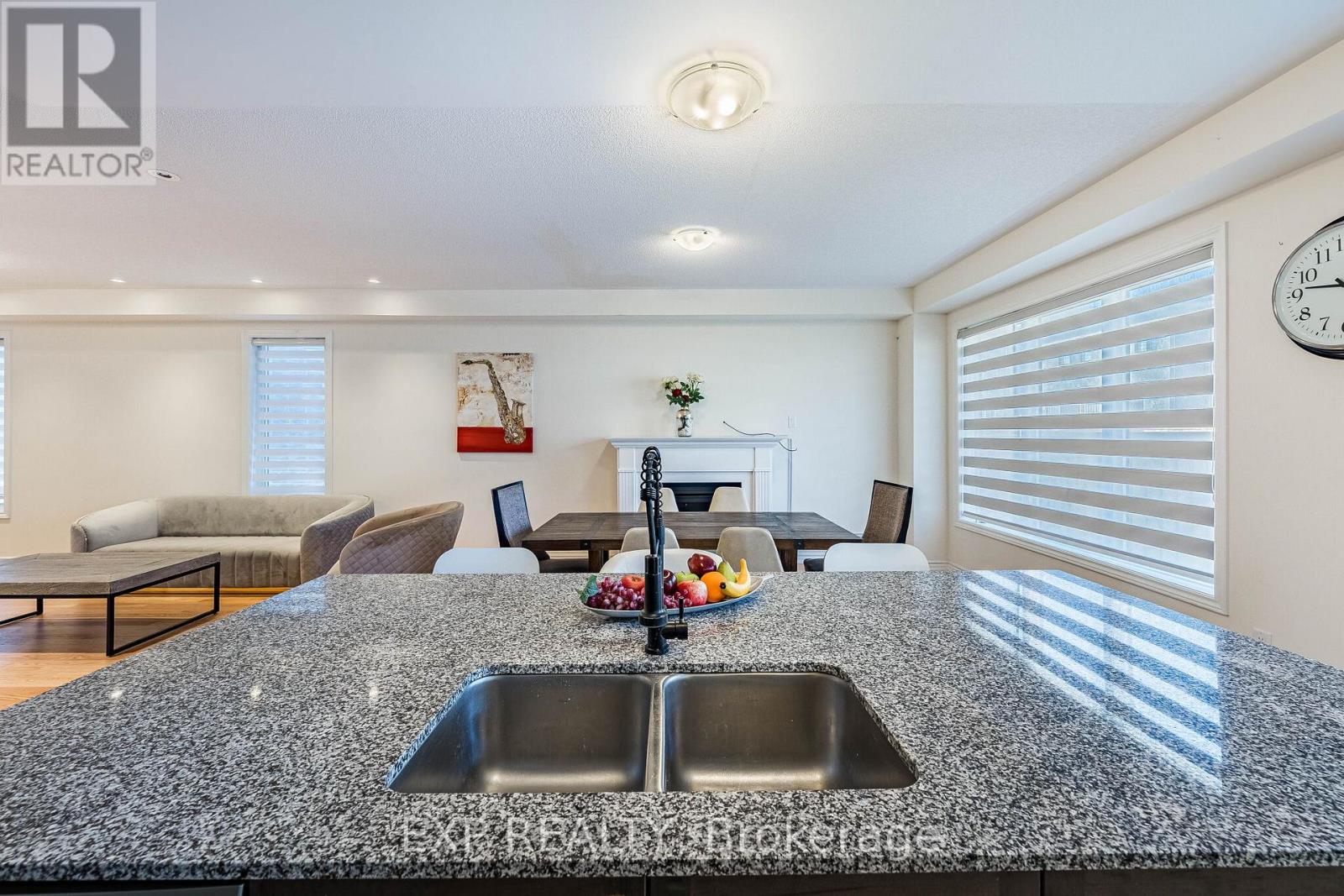 1186 Rexton Drive Property Photo 10