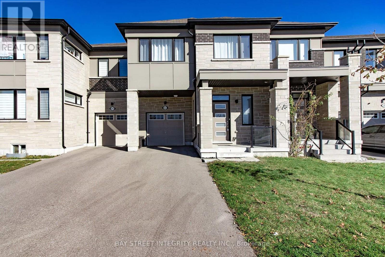 62 Lockyer Drive Property Photo 1