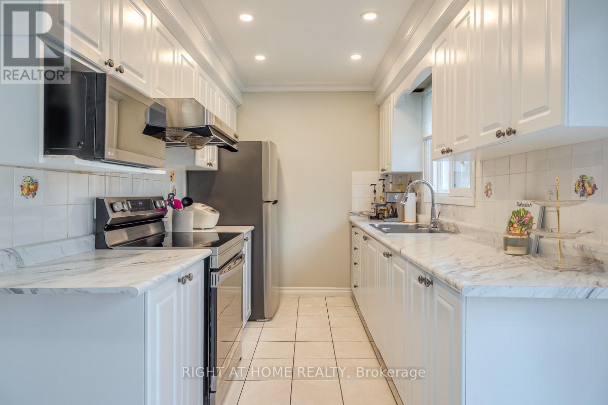 37 Mcknight Drive Property Photo 12