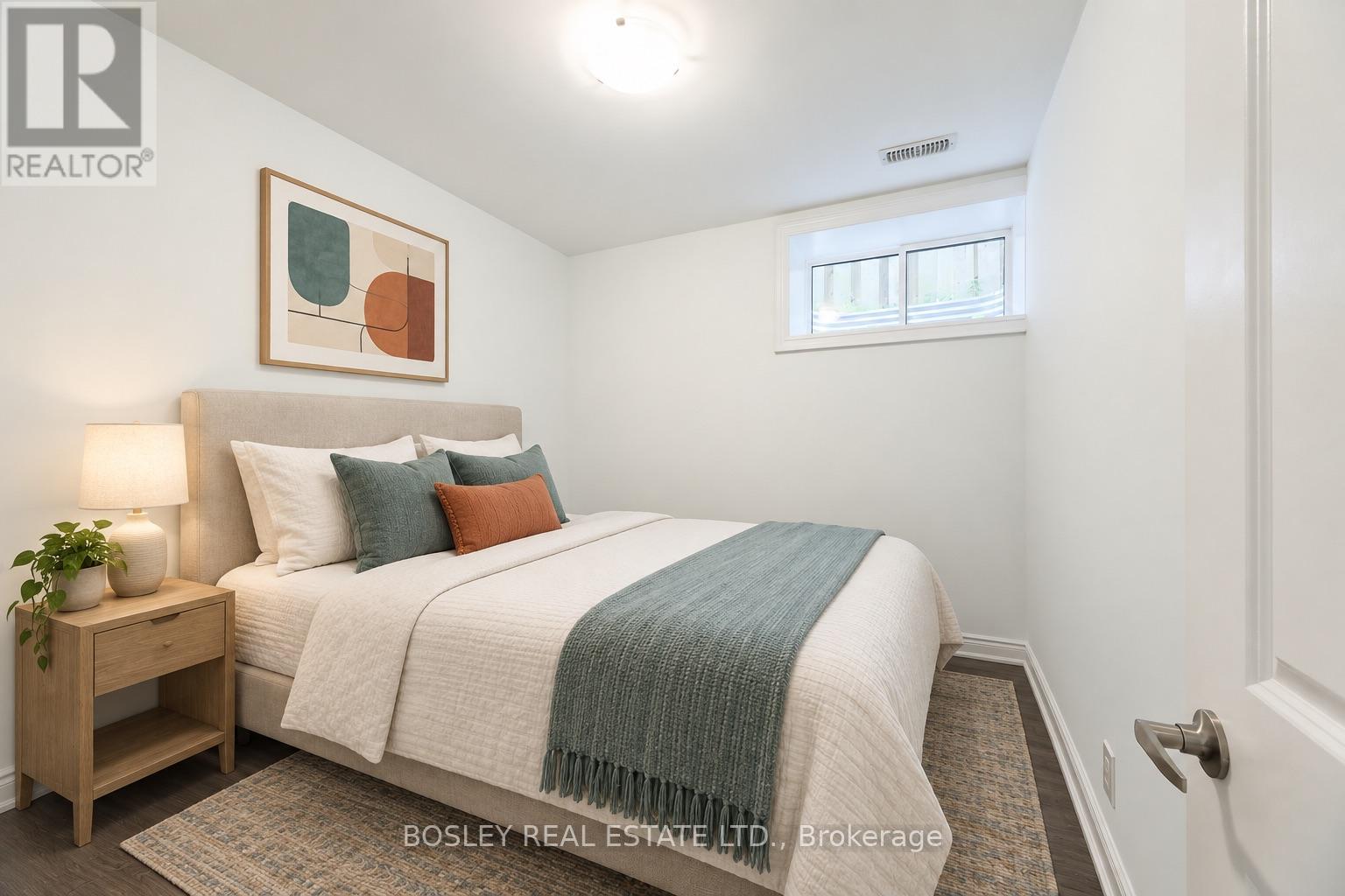 Lower - 9 Queen Victoria Street Property Photo 3