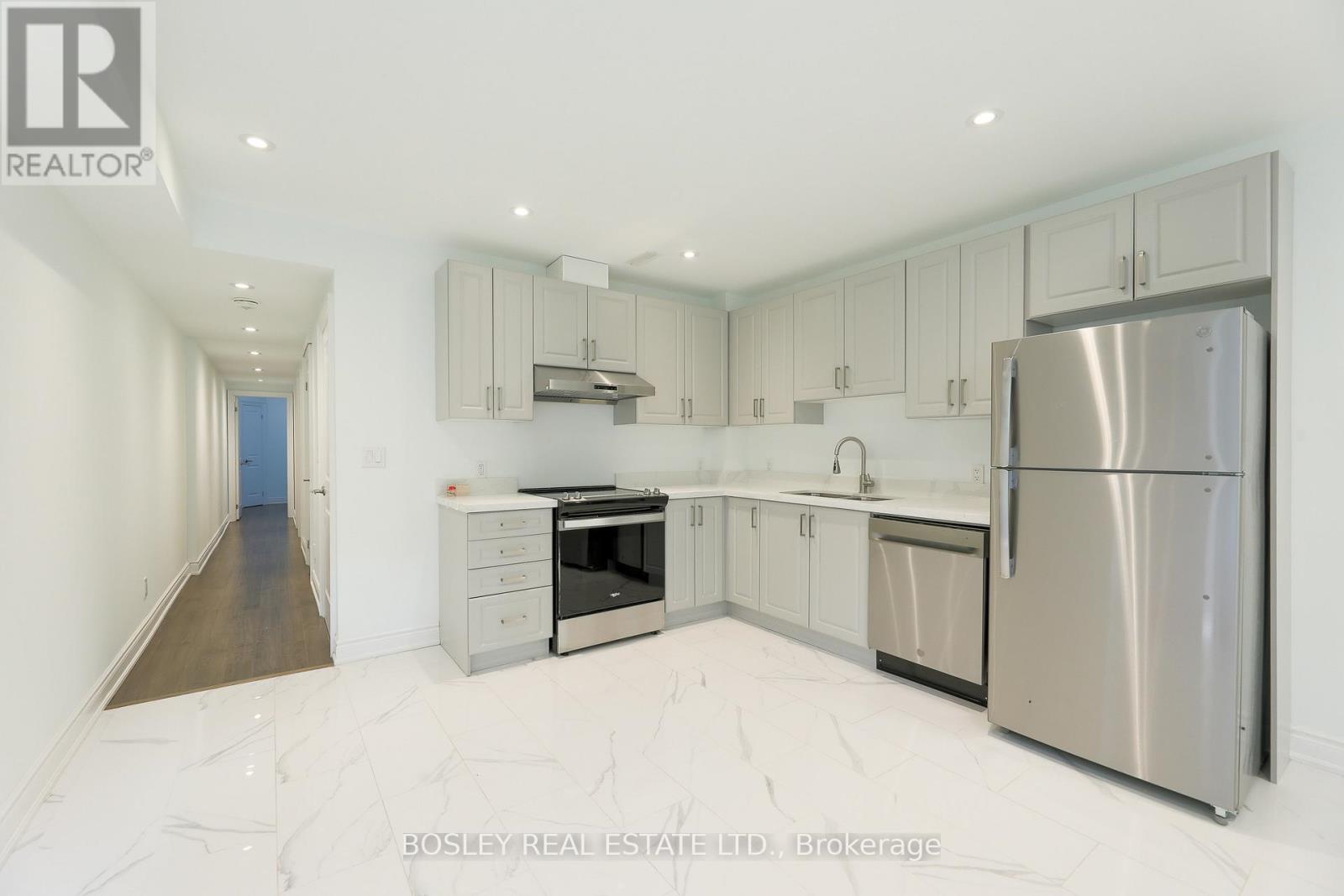 Lower - 9 Queen Victoria Street Property Photo 14