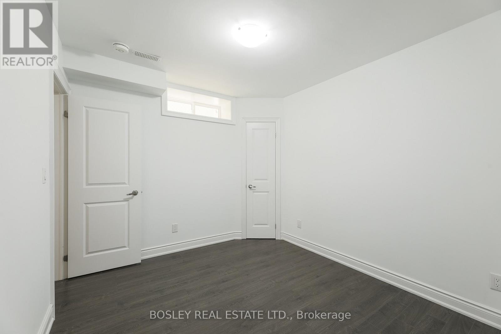 Lower - 9 Queen Victoria Street Property Photo 15