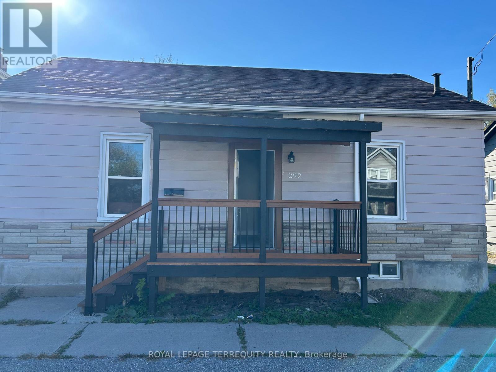 292 CELINA STREET Property Photo 1