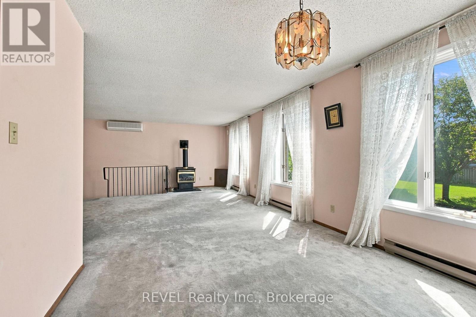 123 Ardwick Street Property Photo 13