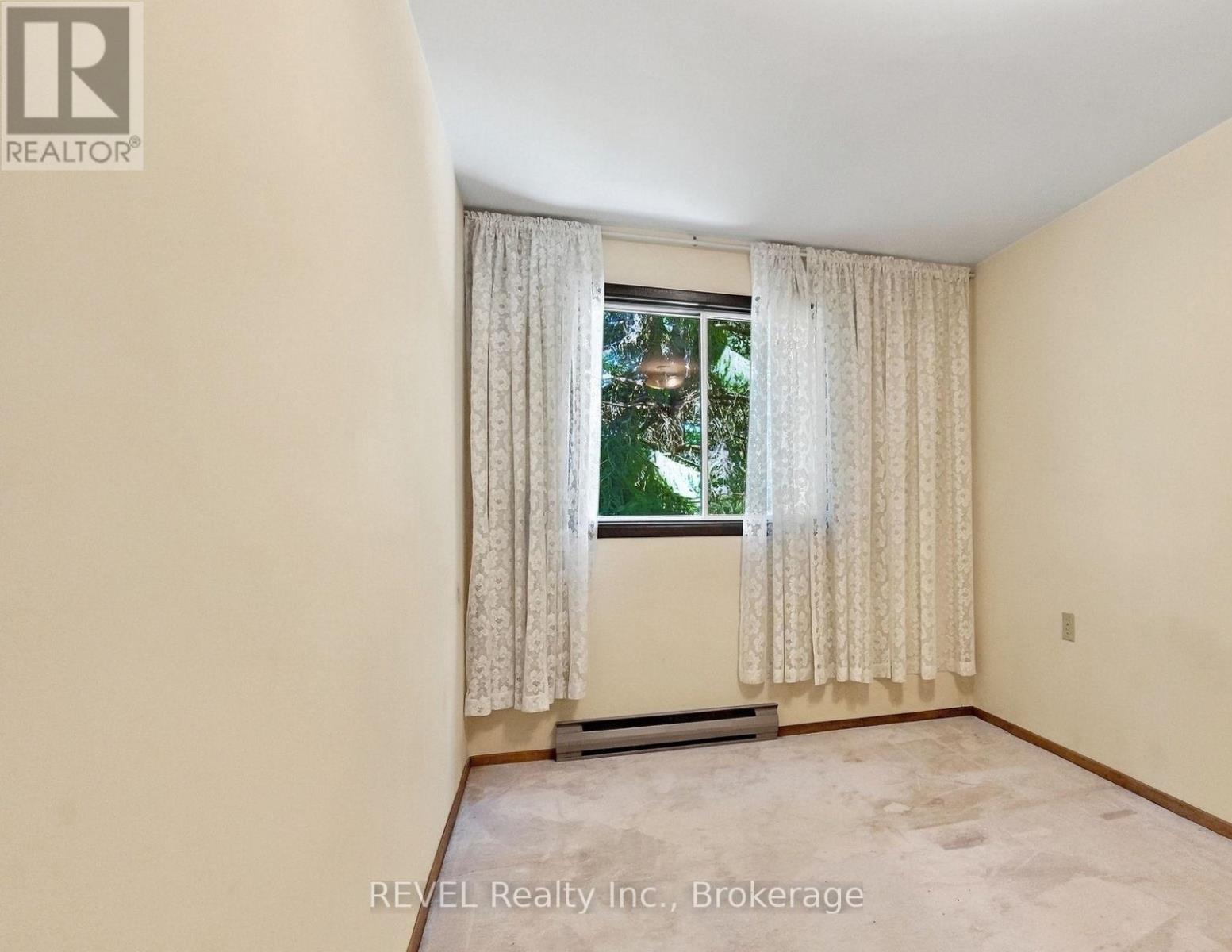 123 Ardwick Street Property Photo 22