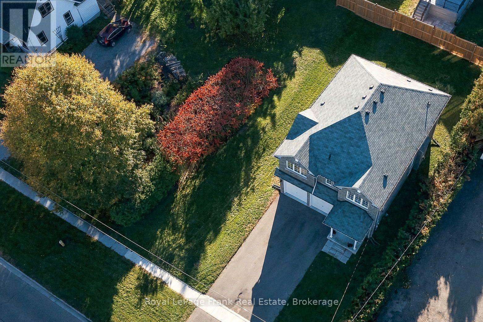 90 Townline Road S Property Photo 2
