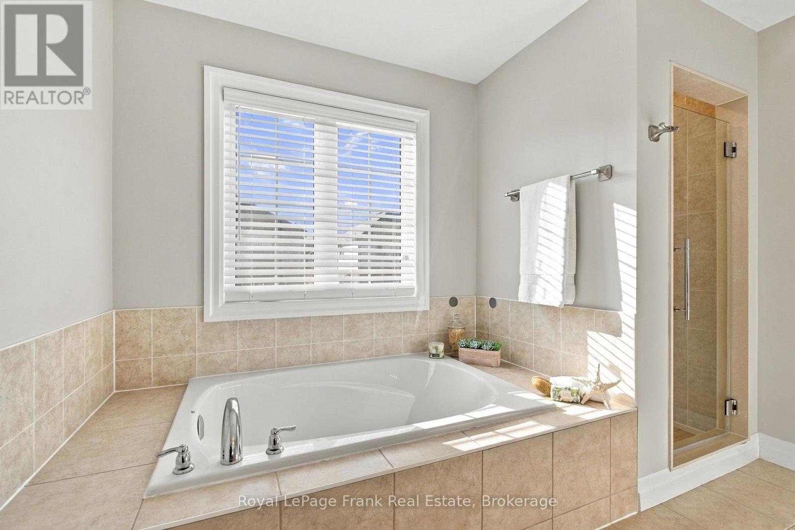 90 Townline Road S Property Photo 22