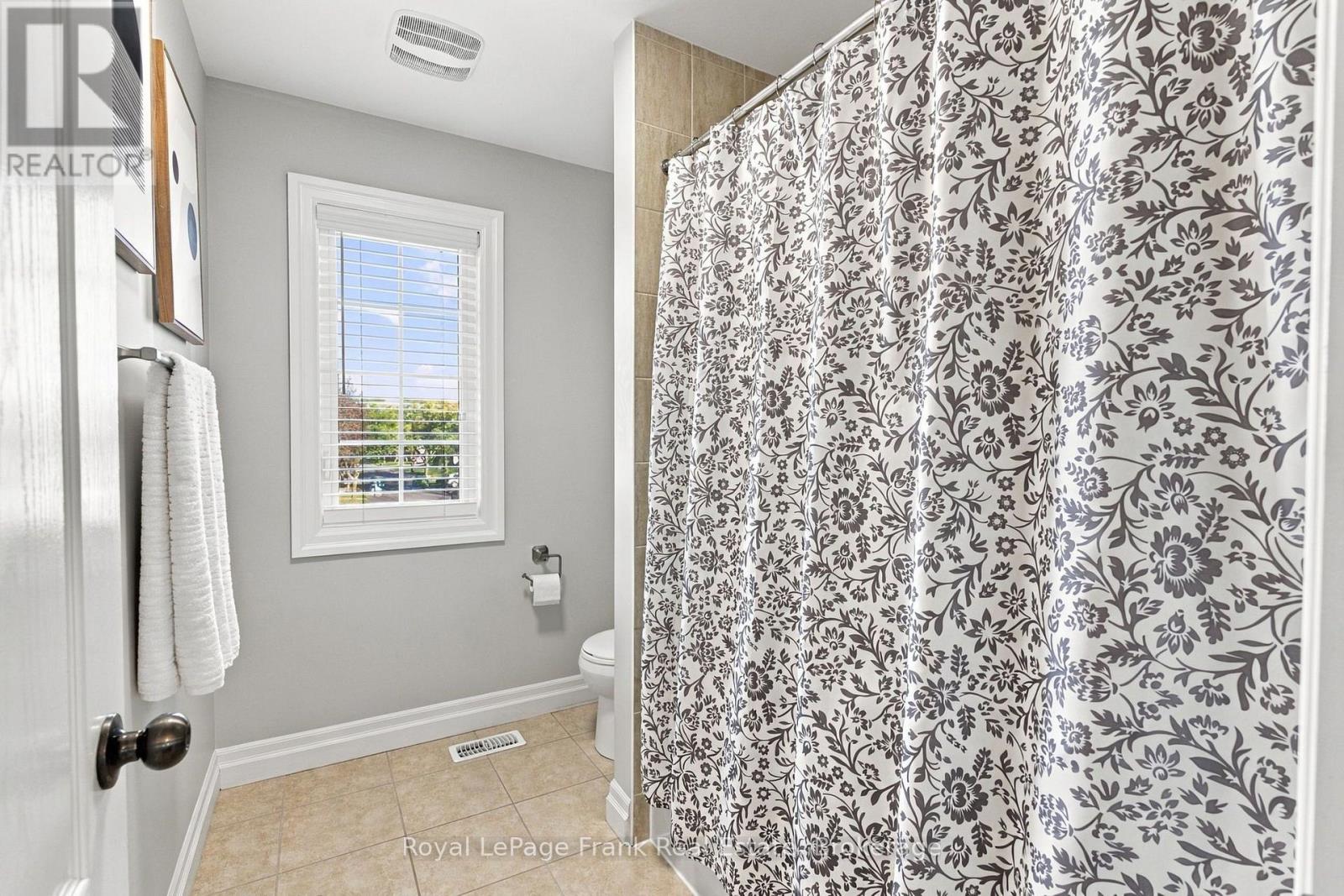 90 Townline Road S Property Photo 28