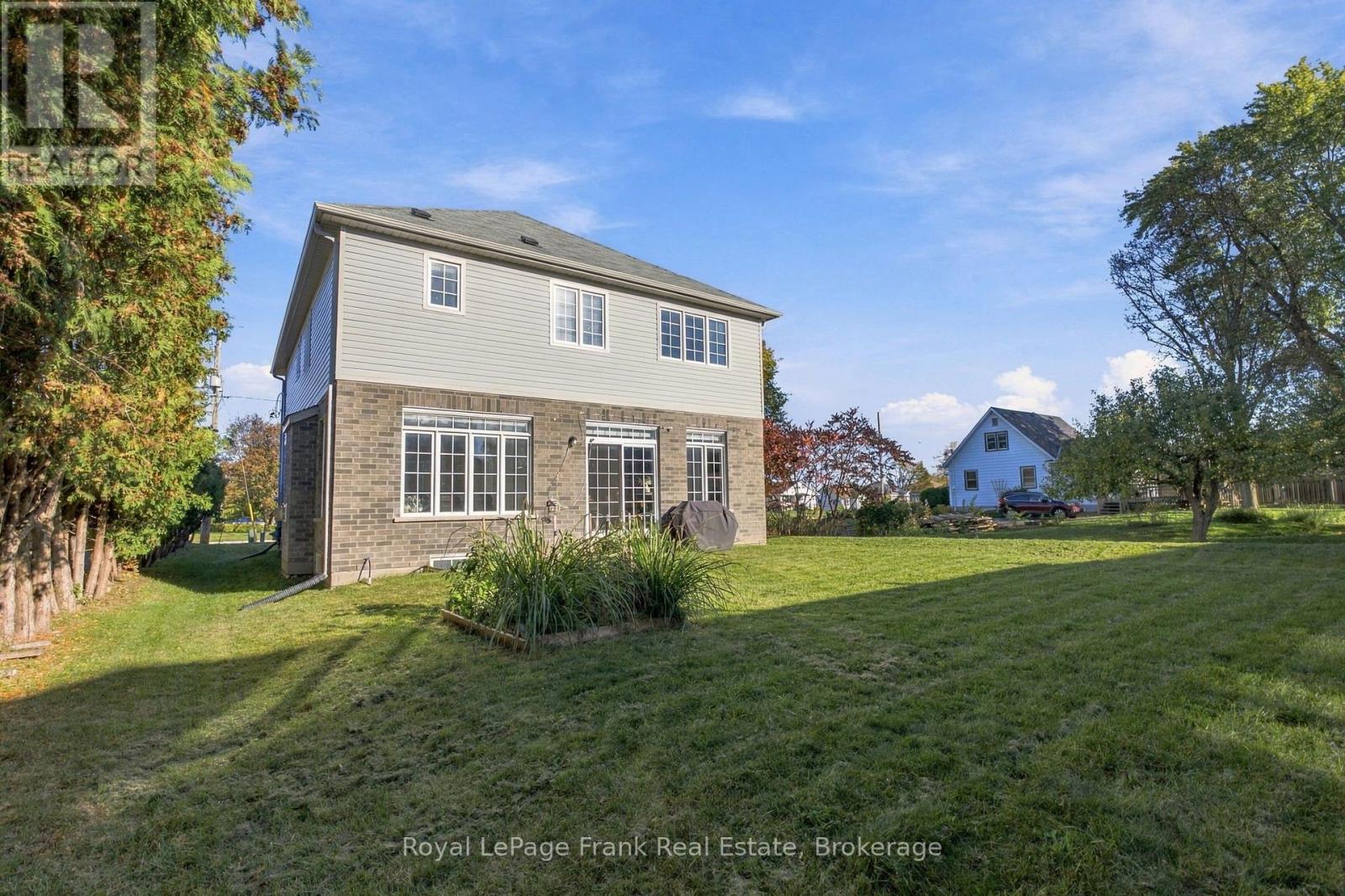90 Townline Road S Property Photo 35