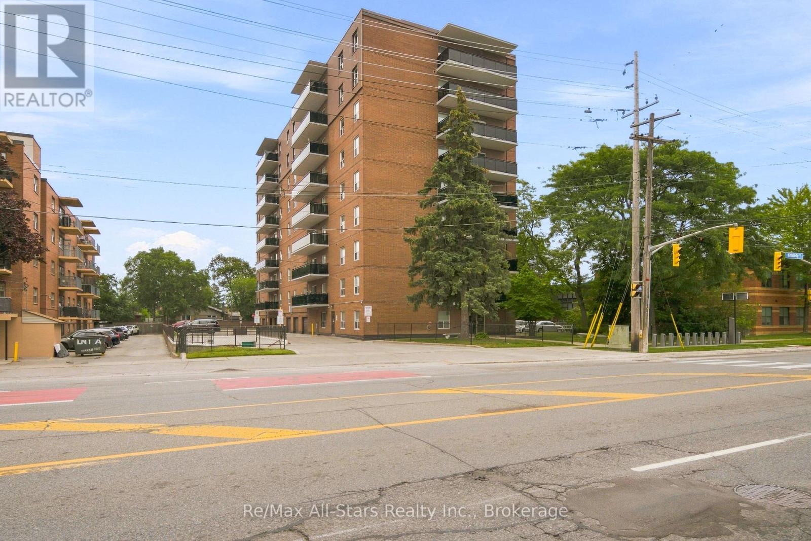 806 - 855 Kennedy Road Property Photo 1