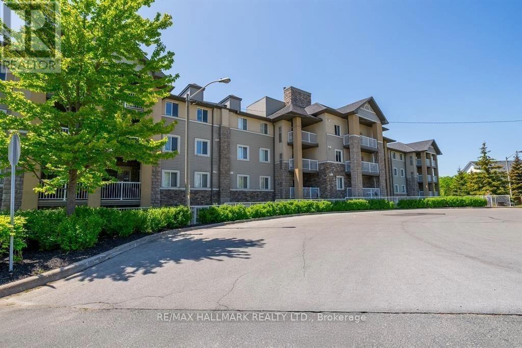 305 - 684 WARDEN AVENUE Property Photo 1