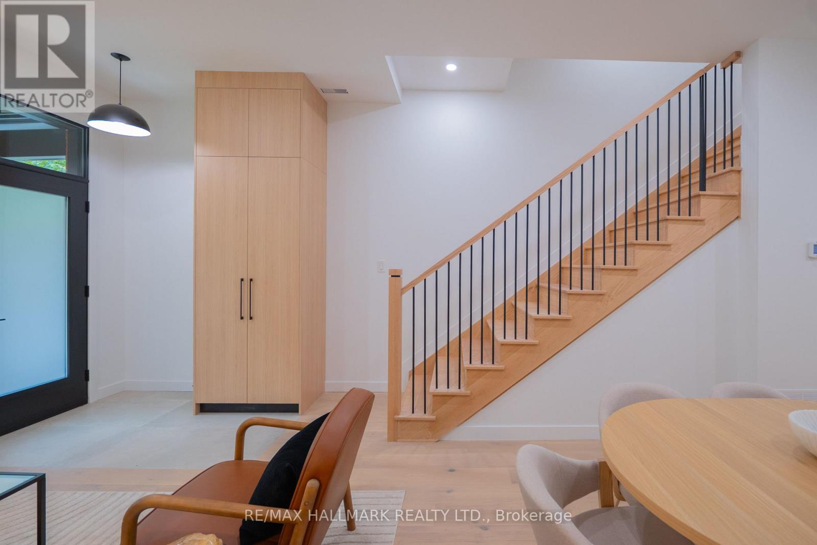 71 Langley Avenue Property Photo 9