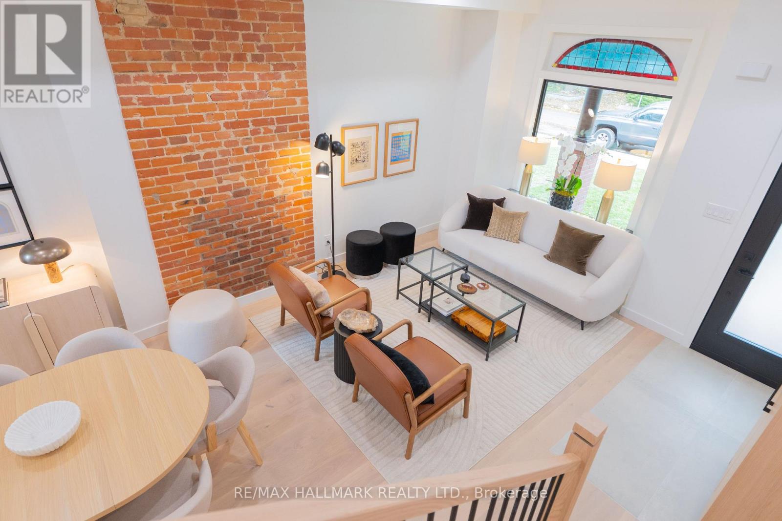 71 Langley Avenue Property Photo 15