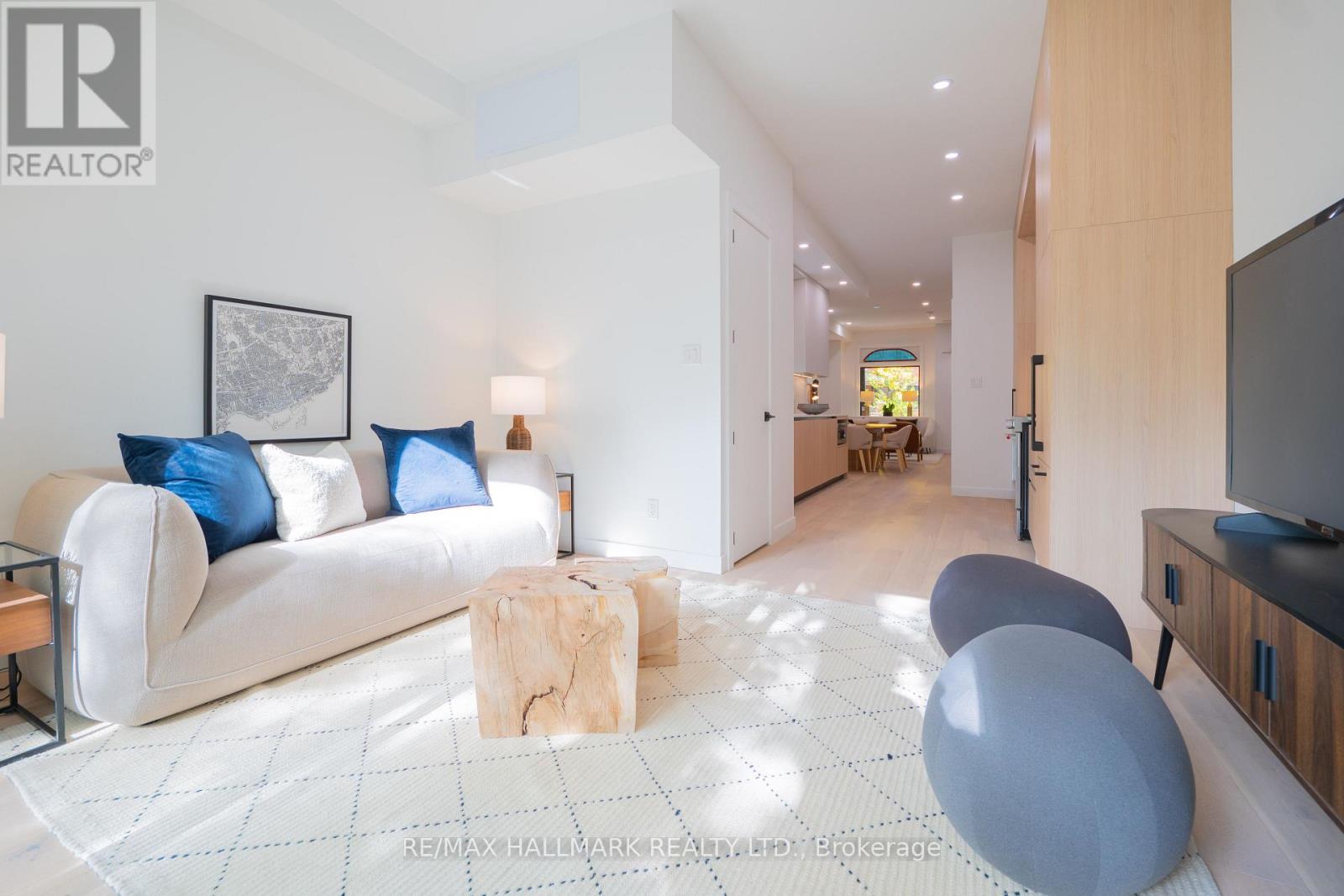 71 Langley Avenue Property Photo 19