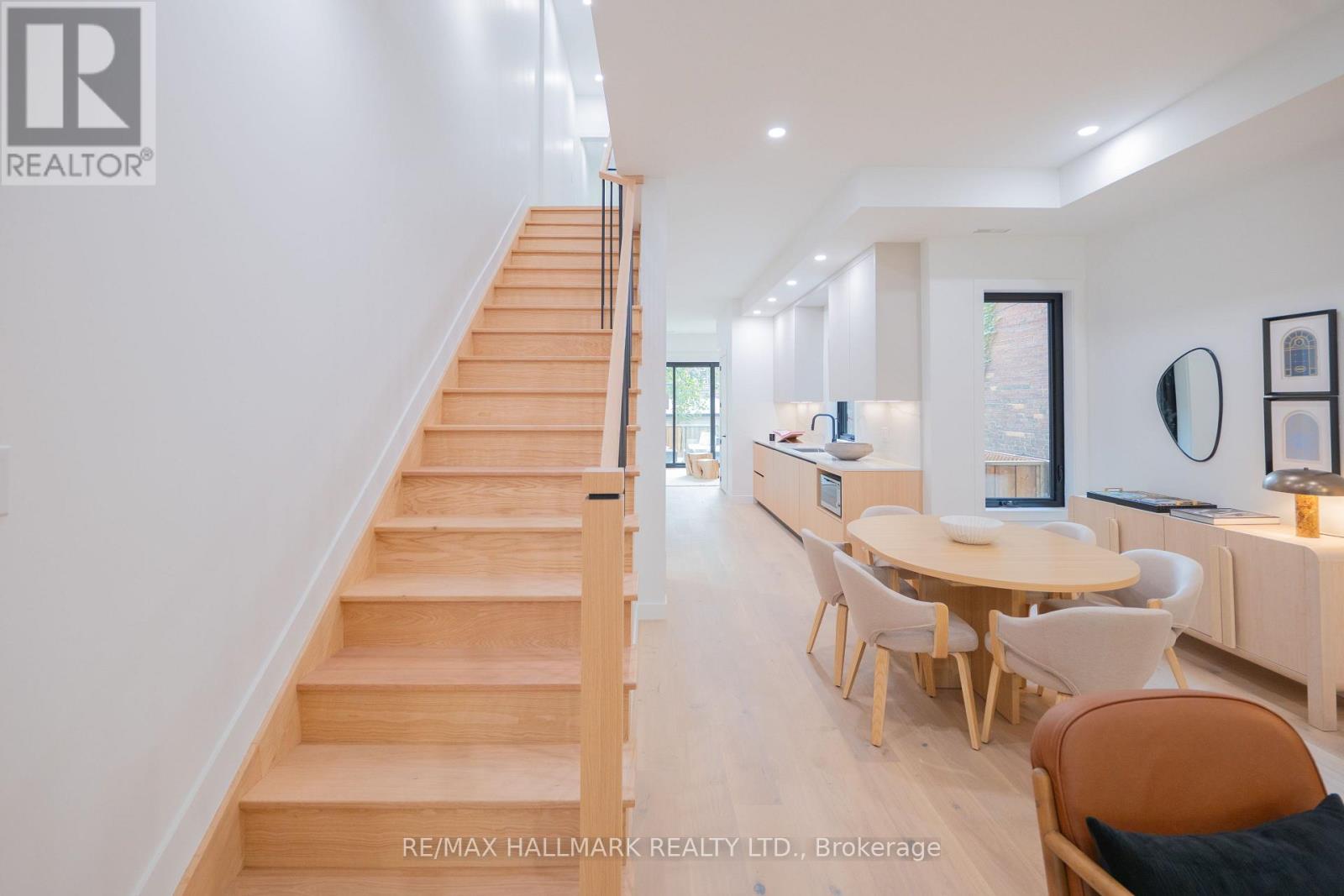 71 Langley Avenue Property Photo 21