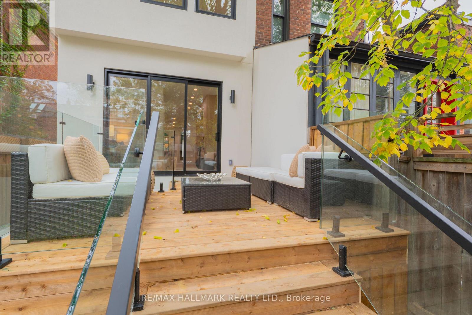 71 Langley Avenue Property Photo 47
