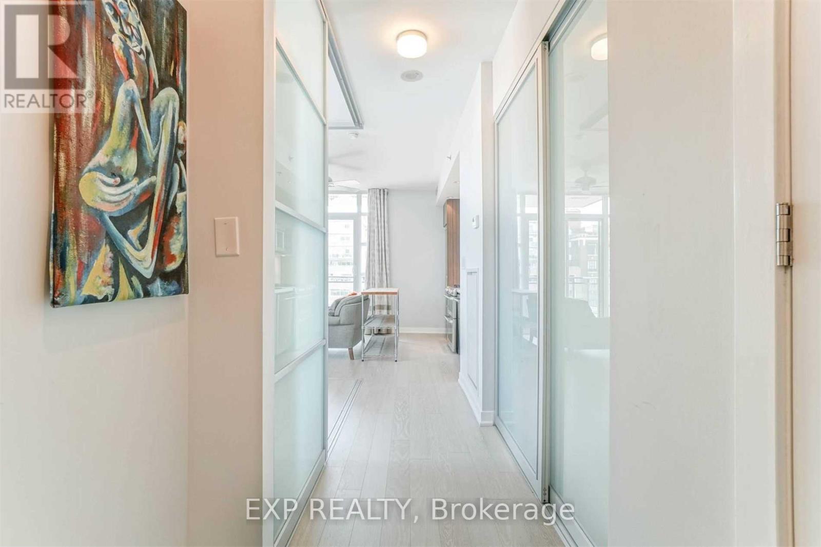 531 - 88 Colgate Avenue Property Photo 4