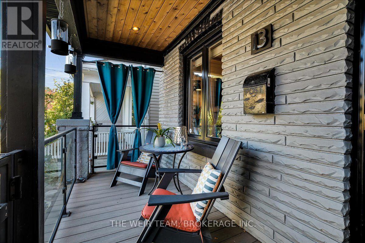 13 Amroth Avenue Property Photo 2