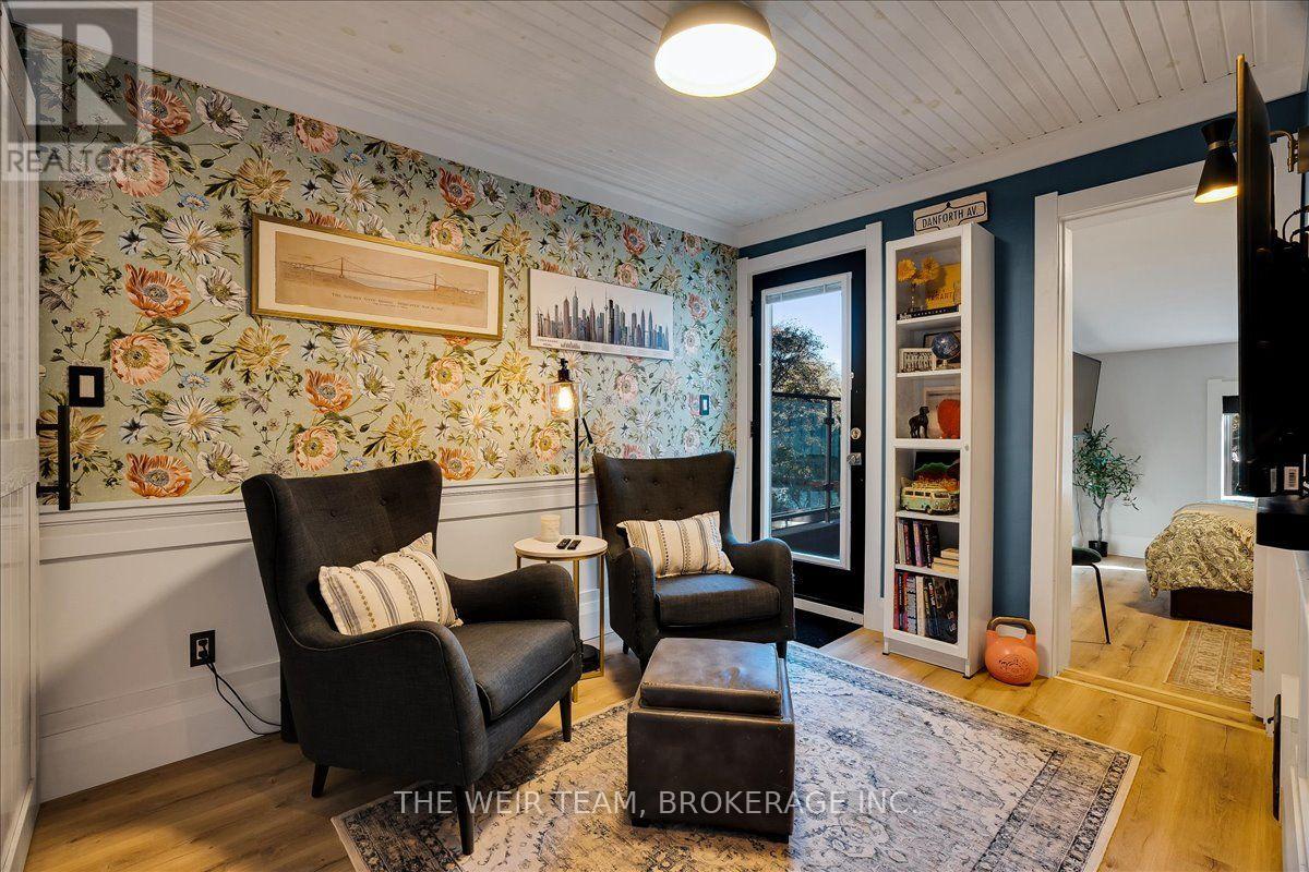 13 Amroth Avenue Property Photo 13