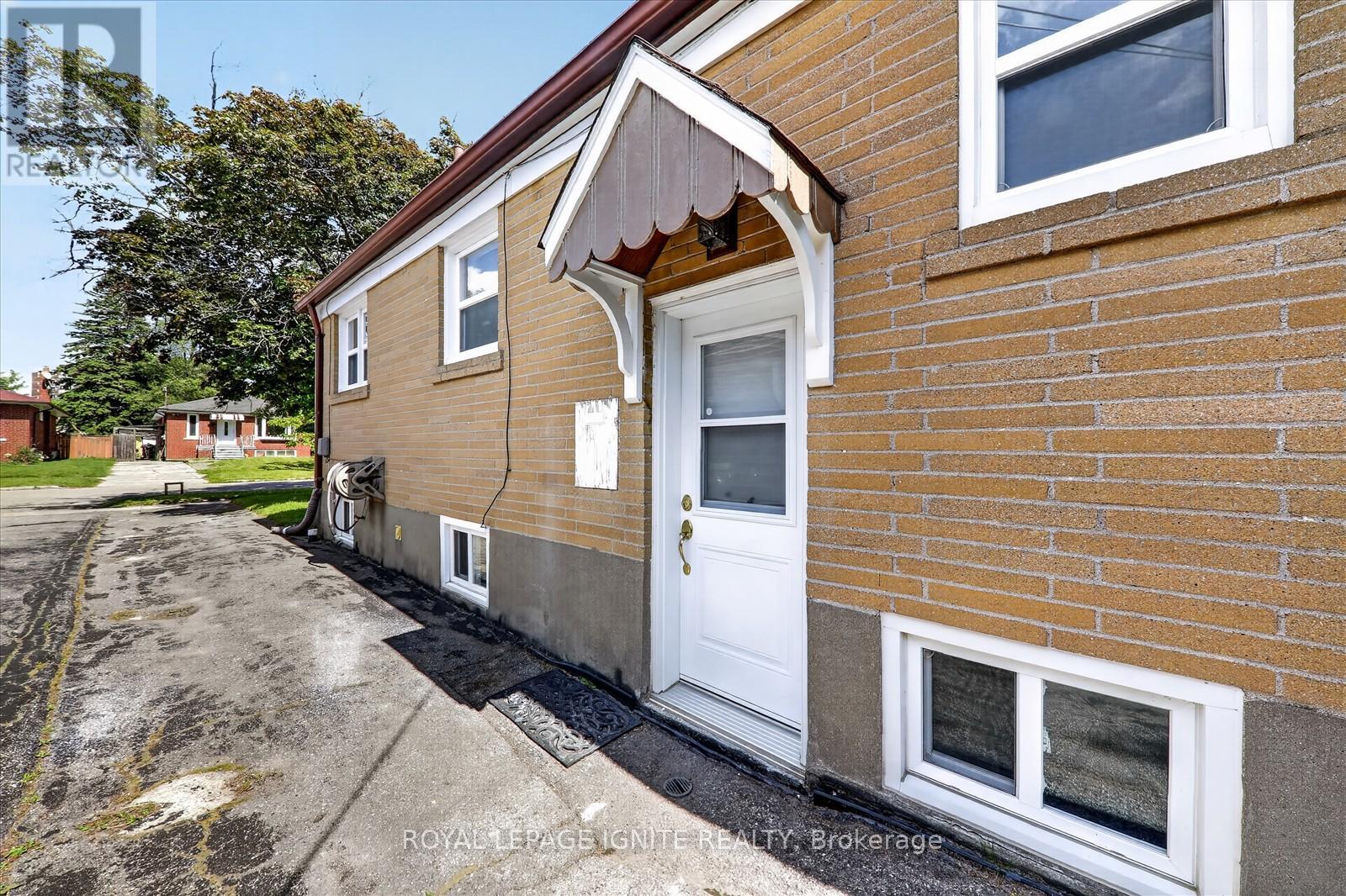 20 Alanbury Crescent Property Photo 4