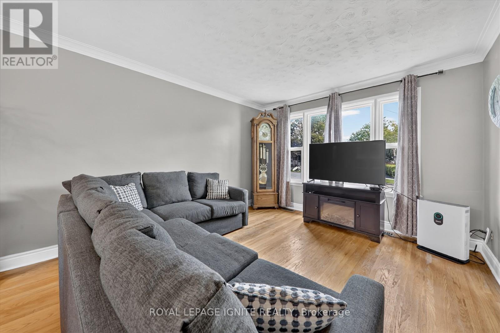 20 Alanbury Crescent Property Photo 7