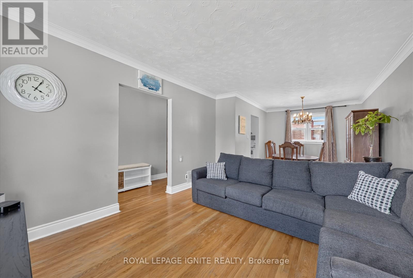 20 Alanbury Crescent Property Photo 9