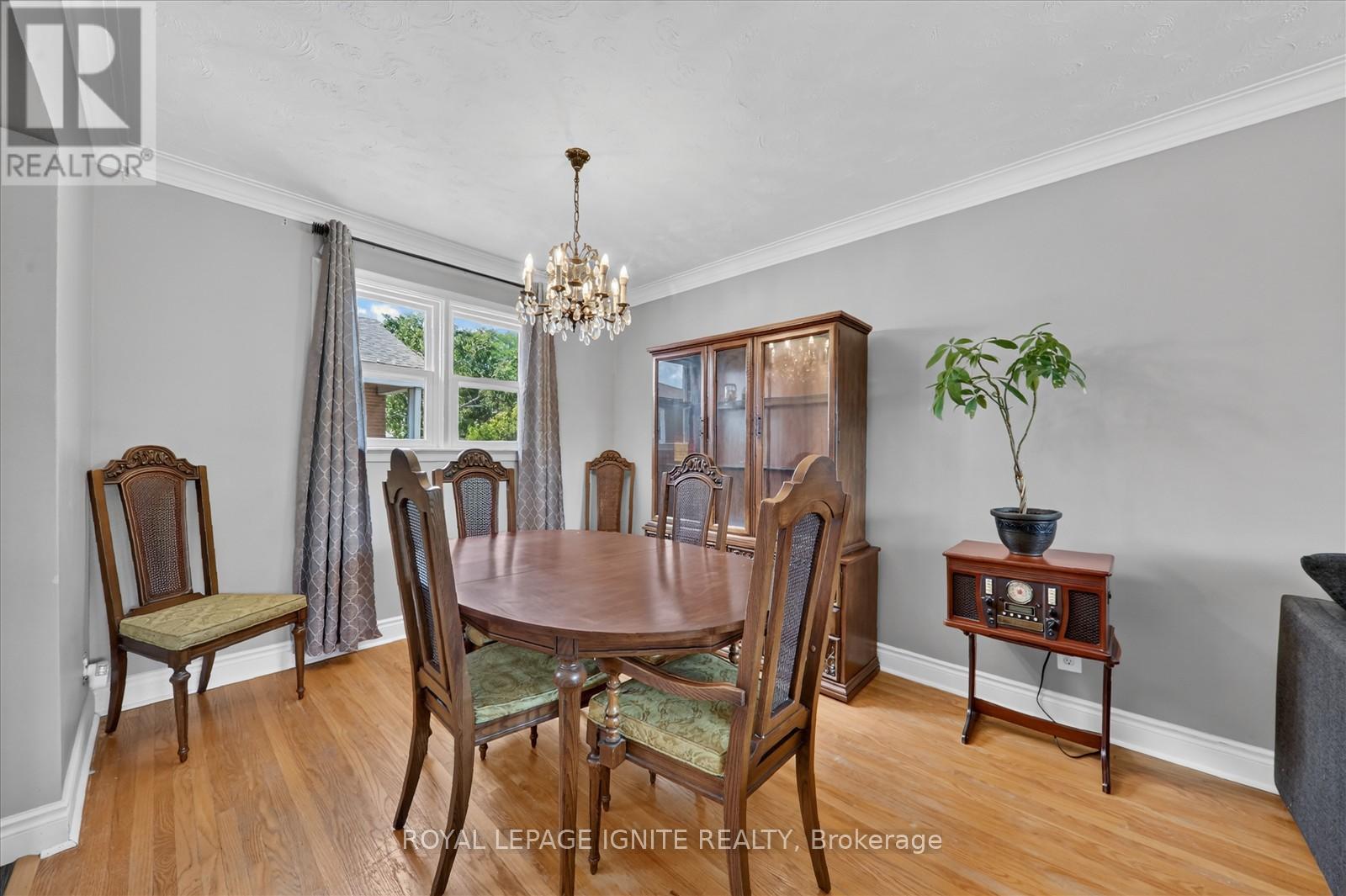 20 Alanbury Crescent Property Photo 10