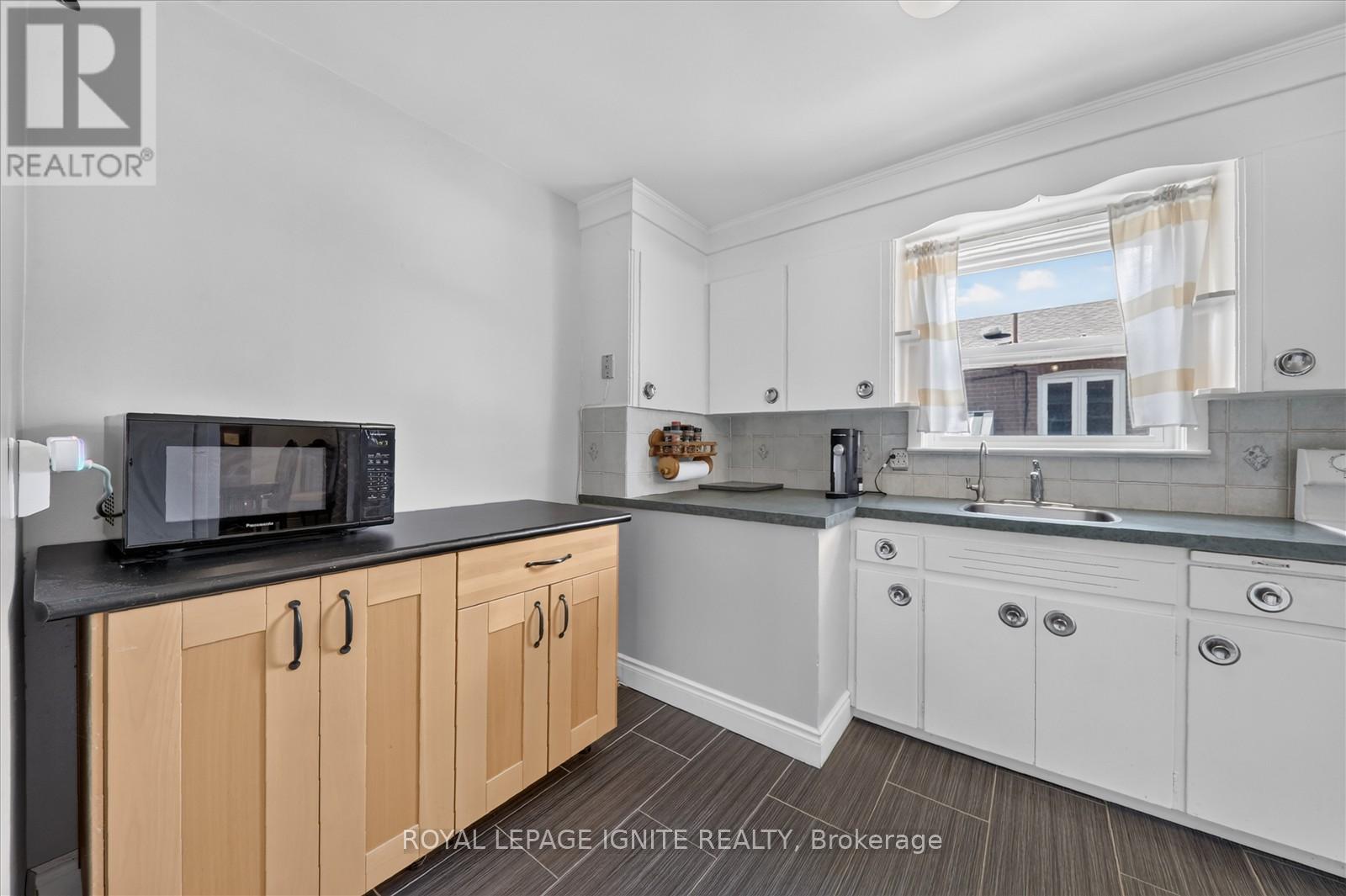 20 Alanbury Crescent Property Photo 12