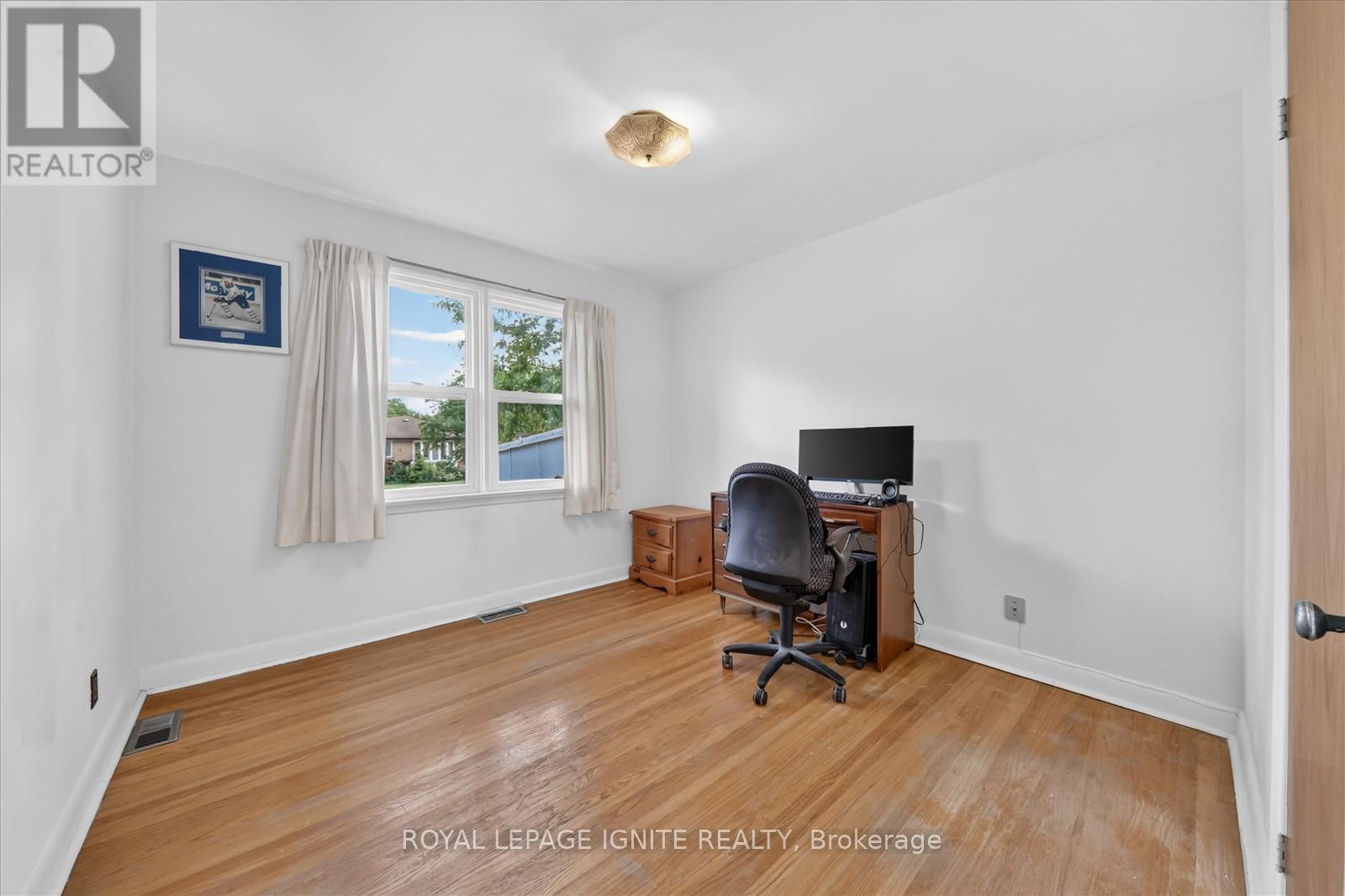 20 Alanbury Crescent Property Photo 18