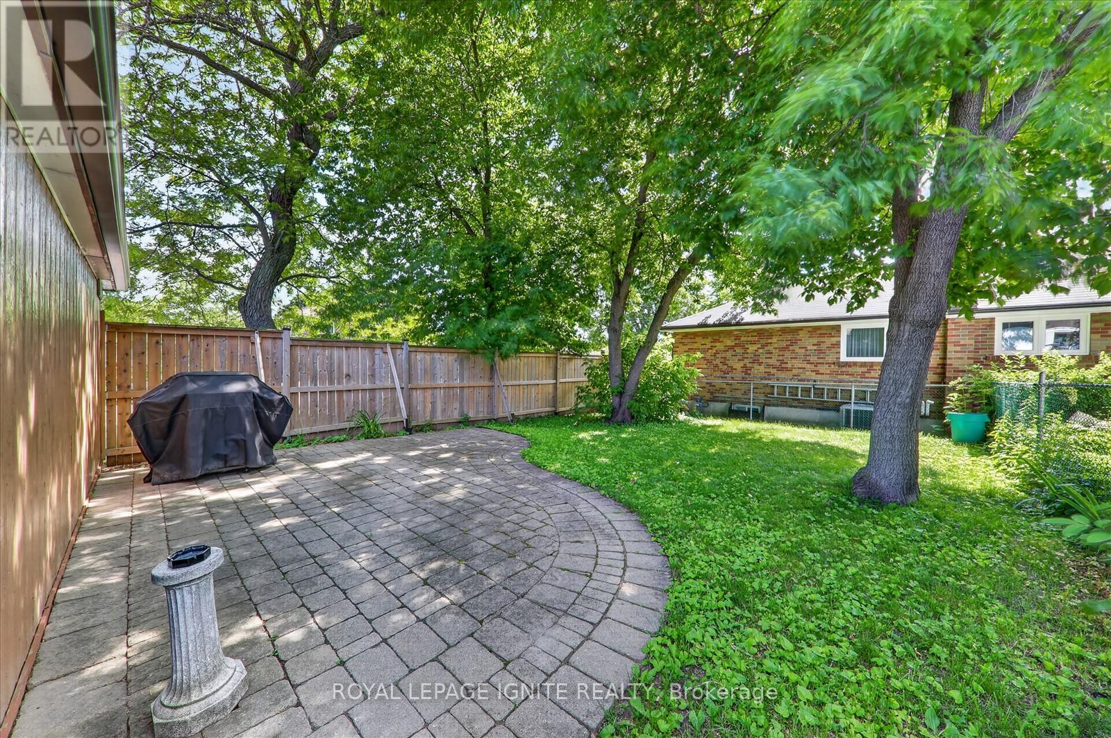 20 Alanbury Crescent Property Photo 28