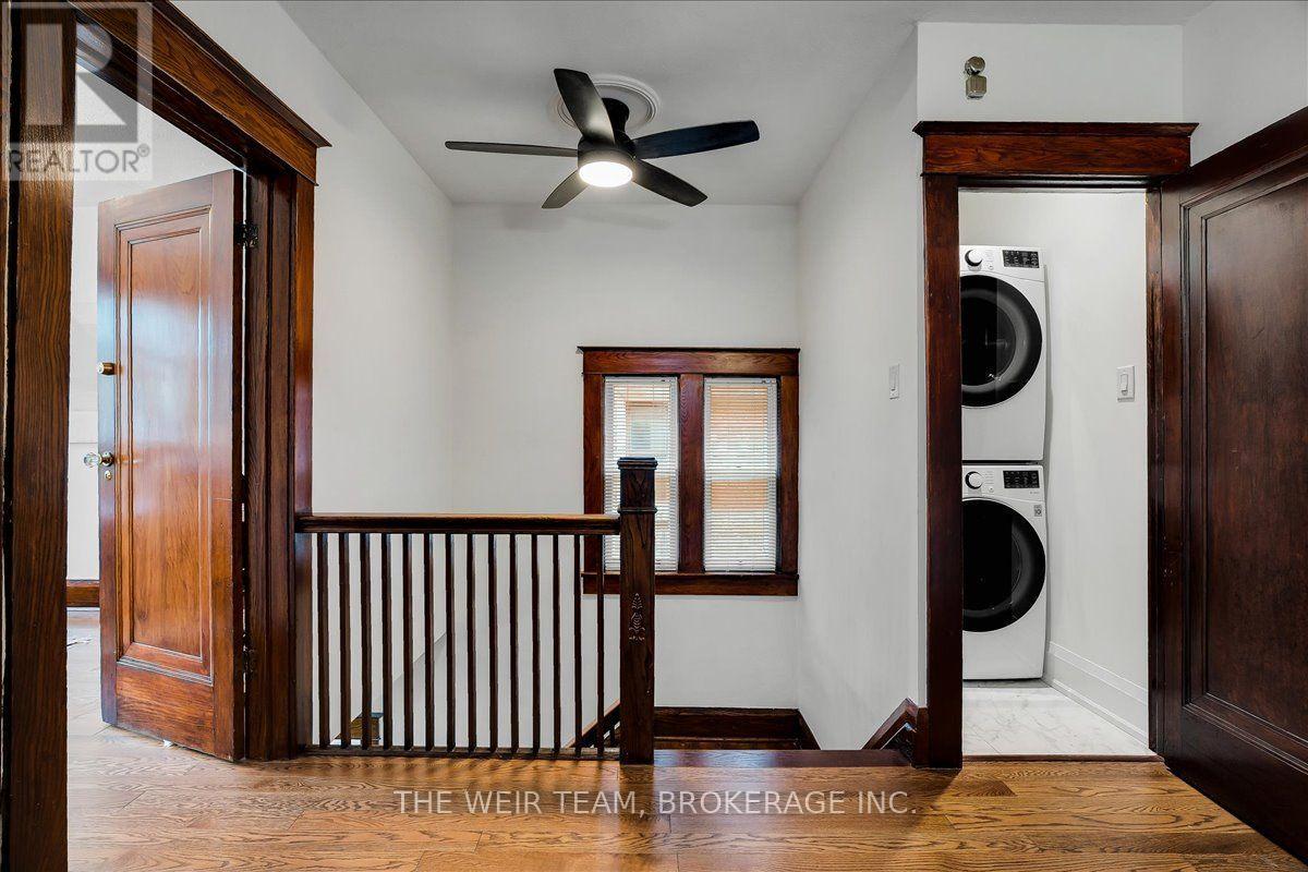 25 Oak Park Avenue Property Photo 16