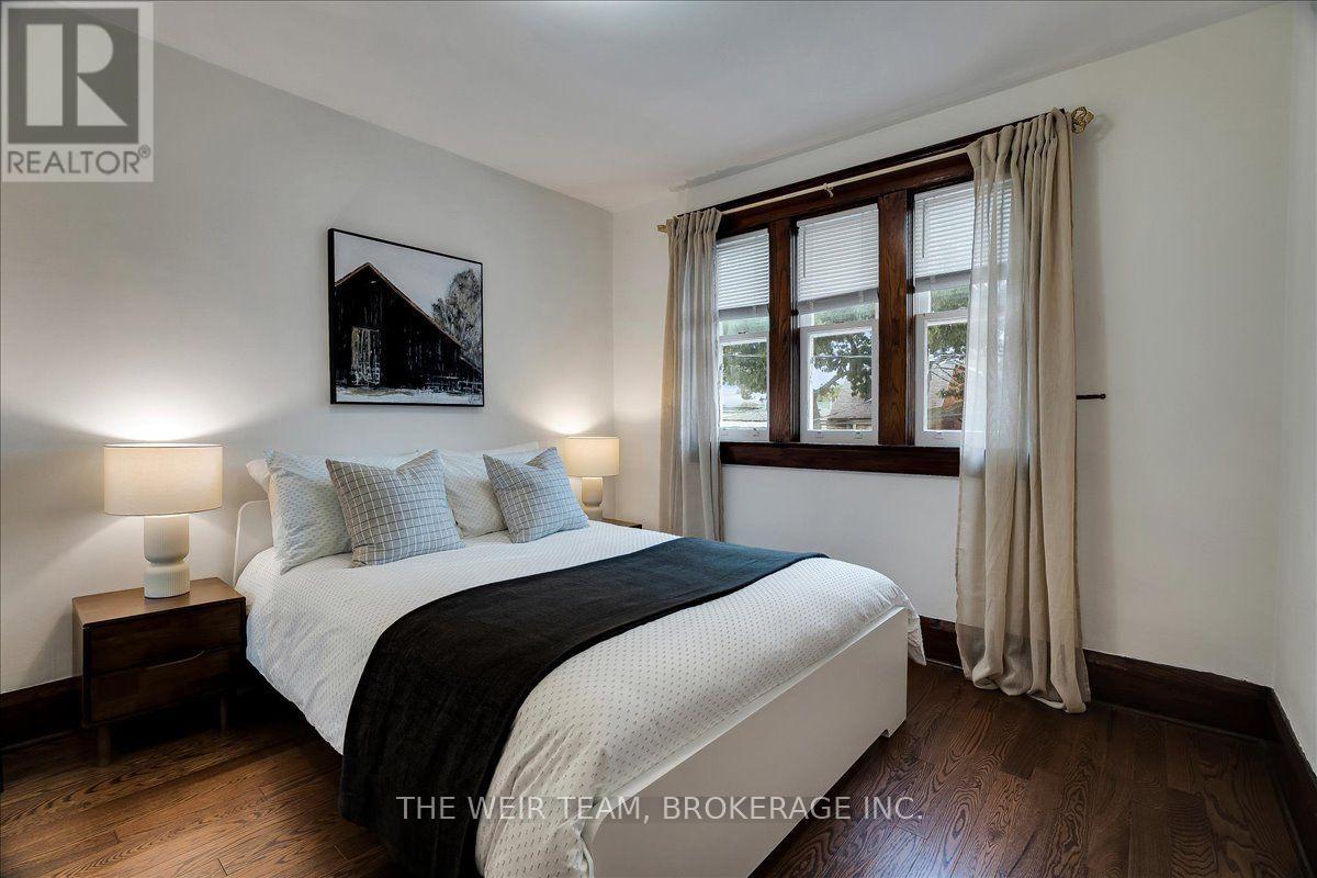 25 Oak Park Avenue Property Photo 22