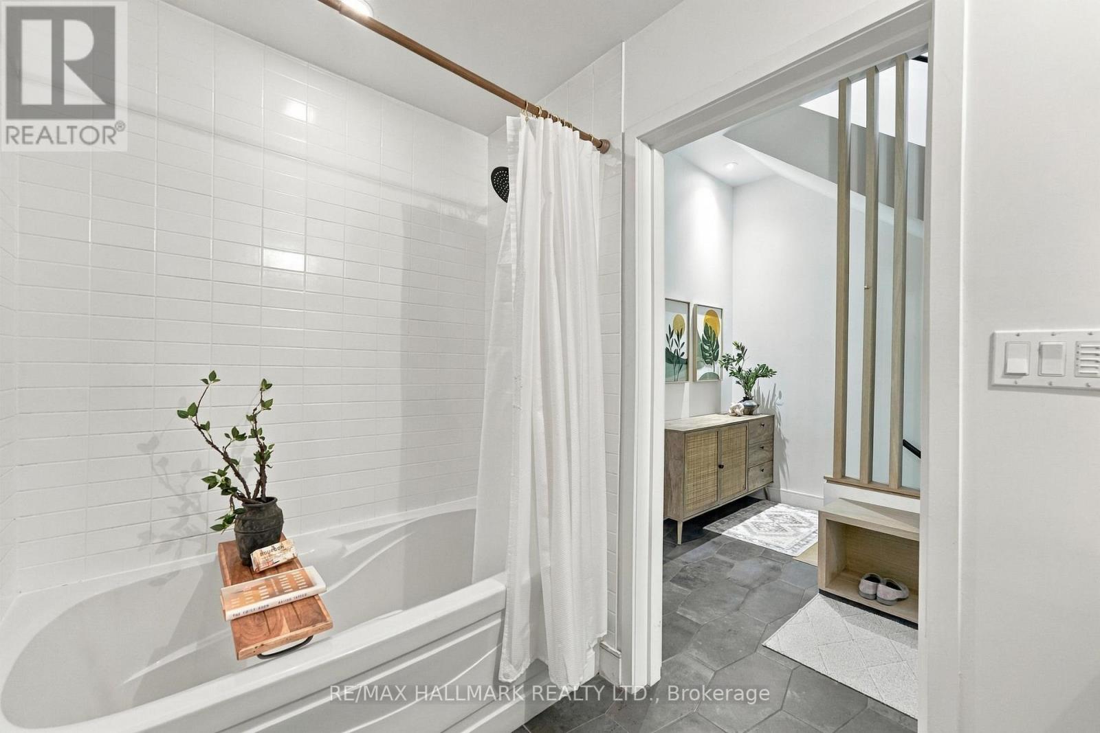 3 - 48 Boston Avenue Property Photo 31
