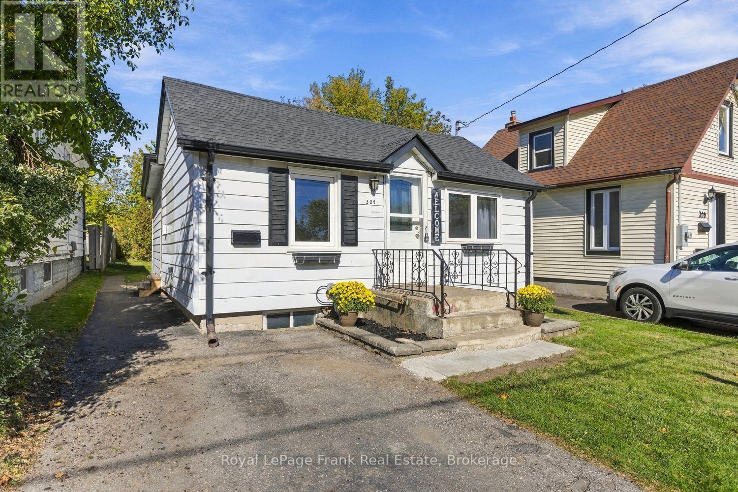 304 Pine Avenue Property Photo 17